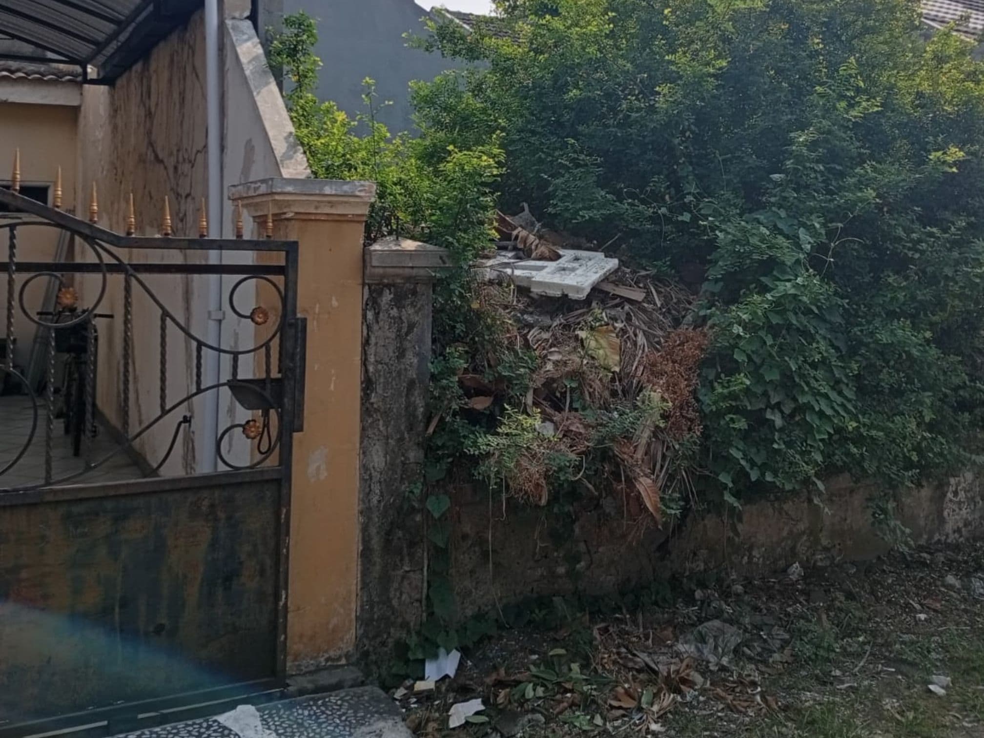 kavling kosong di Blok B9 — Area 01 yang masih belum dimanfaatkan secara optimal, menjadi fokus usulan pemanfaatan warga